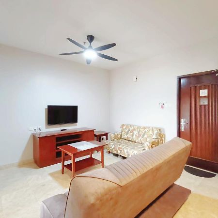 【Amazing】Pool View 2Br Suite @ Pulai Springs Resort Skudai Buitenkant foto